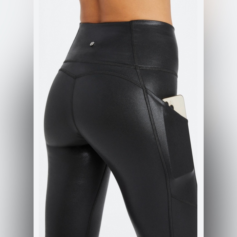 NWT 🍃 Fabletics Black Faux Leather Leggings Shiny Black Fog foil - size XS / 4 - Picture 3 of 12
